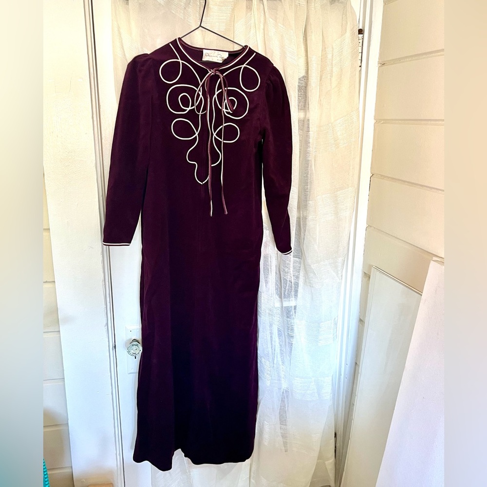 Vintage Purple Oscar de la Renta house coat zip robe - Petite - POCKETS!